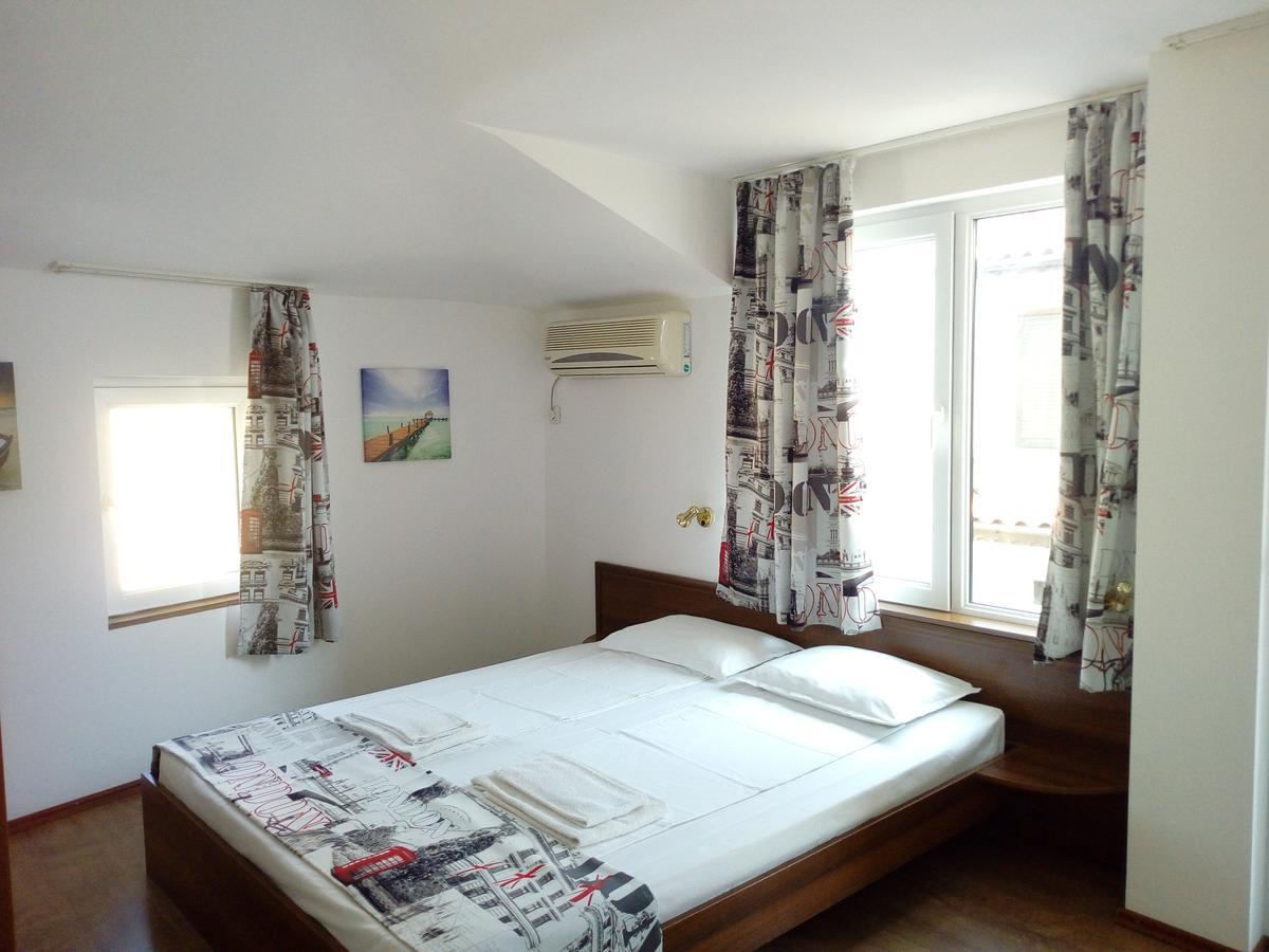 Vlasta Guest House Sozopol Exterior foto